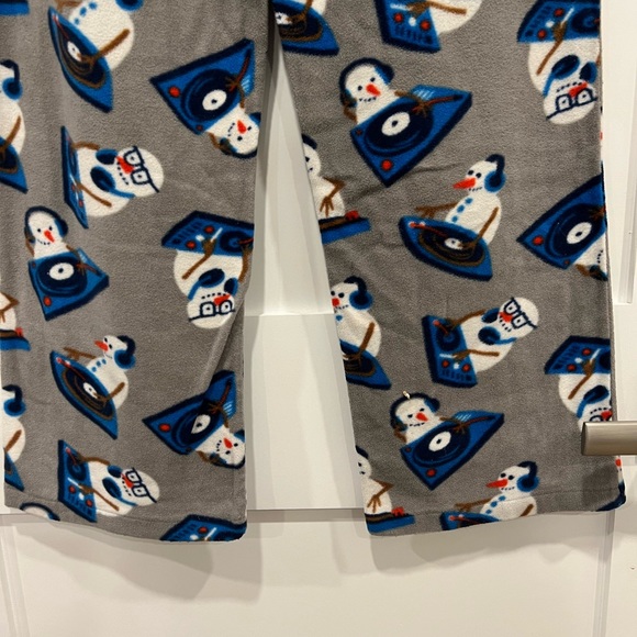 Gap Kids, boy’s fleece PJ bottoms - Picture 9 of 9
